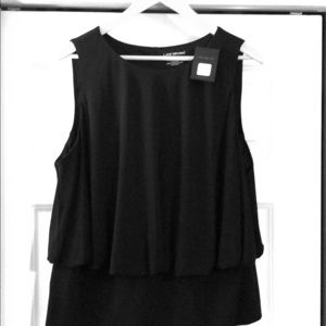 Sleeveless blouse